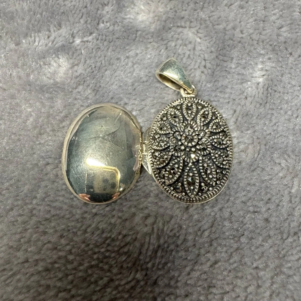 925A Thai Sterling Silver Marcasite Locket Pendant - Picture 4 of 6